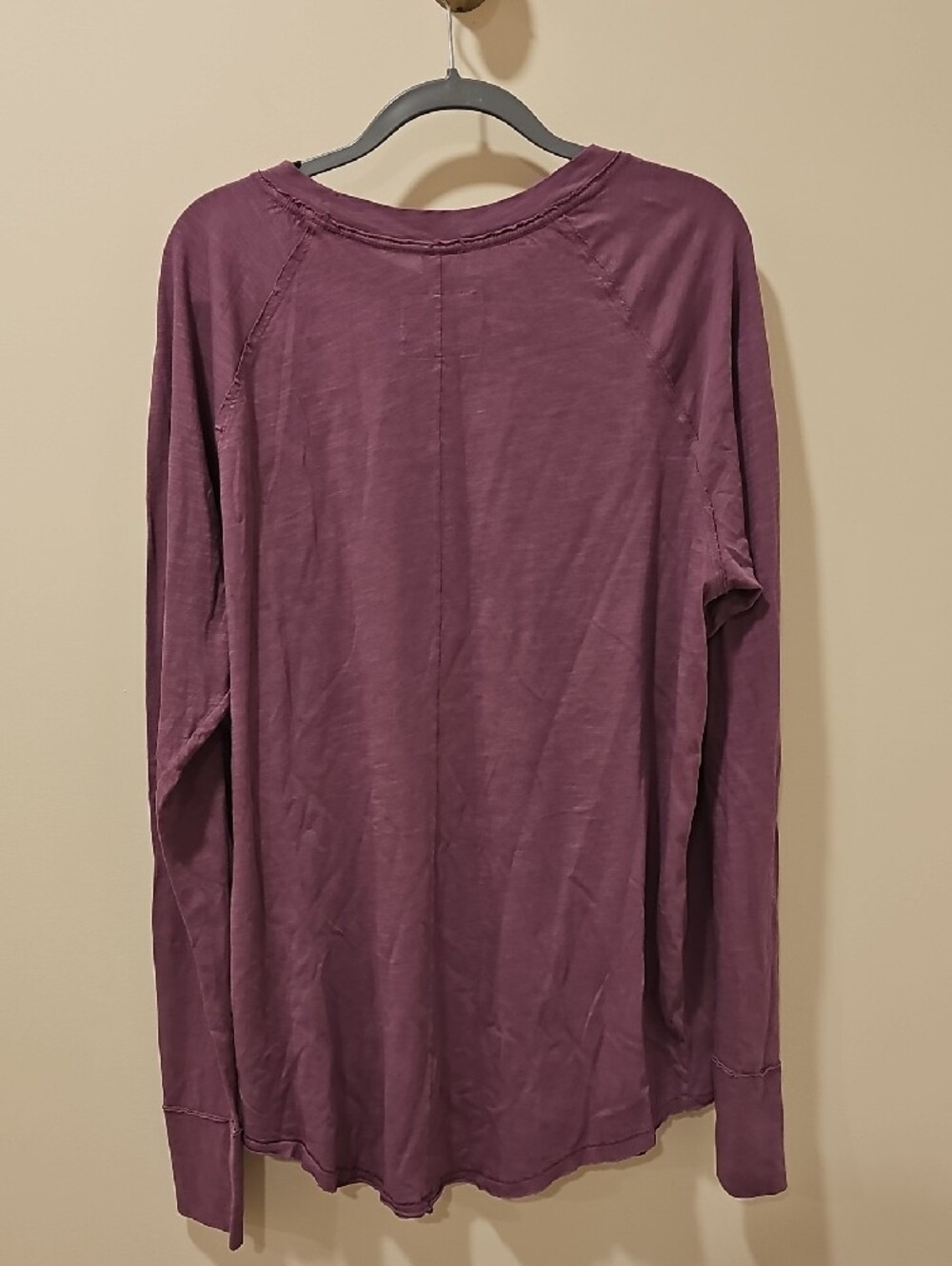 Free People Arden Crew Neck Tee in Plum; NWT; Size LARGE - Picture 7 of 8